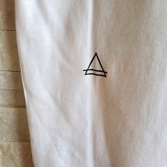 NWT Eleven Paris Life Is A Joke Jesus Loves Wolves Graffiti Graphic T-Shirt S - Picture 7 of 9